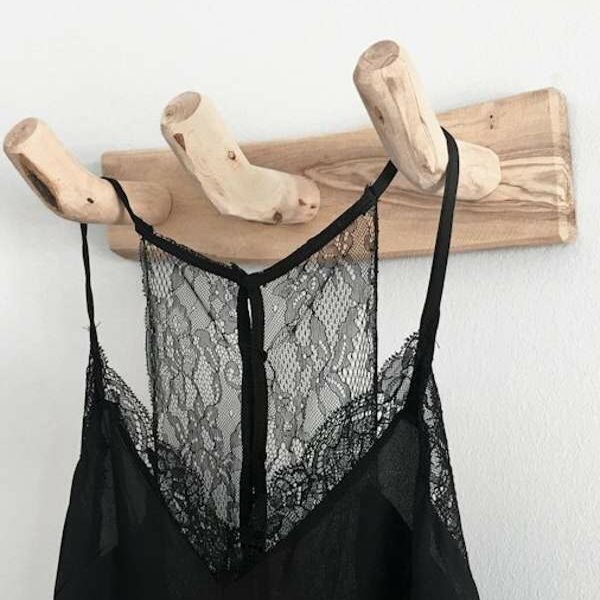 Vestido lencero de encaje